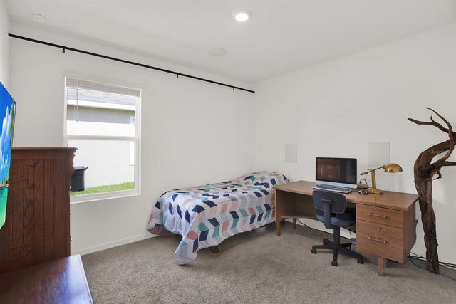 35514 MAHWAH AVENUE, Dade City, FL 33525