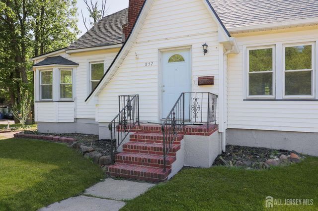857 Englishtown Road, Old Bridge, NJ 08857