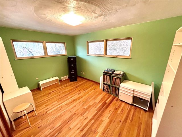 107 Rockwell Dr, Hempfield Twp, PA 15644