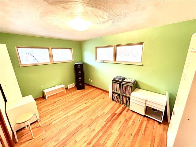 107 Rockwell Dr, Hempfield Twp, PA 15644