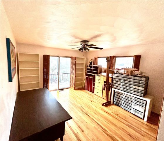 107 Rockwell Dr, Hempfield Twp, PA 15644