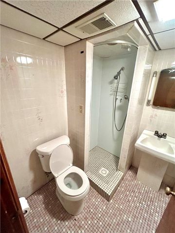 107 Rockwell Dr, Hempfield Twp, PA 15644