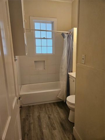 704 W 22nd ST A, Austin, TX 78705