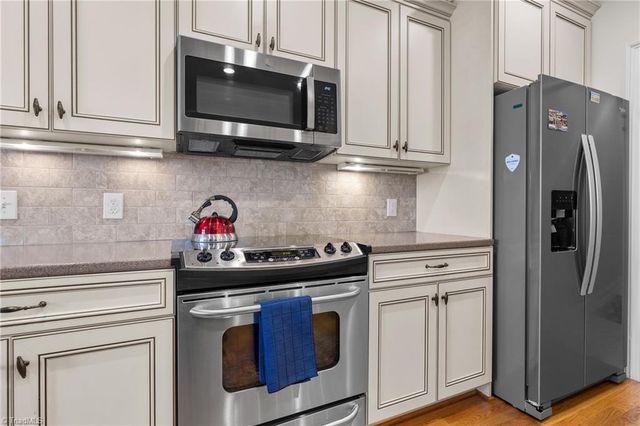 108 Breckenridge Drive, Thomasville, NC 27360