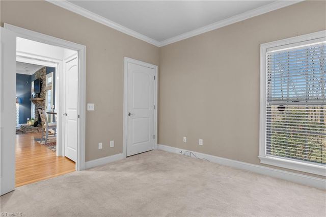 108 Breckenridge Drive, Thomasville, NC 27360