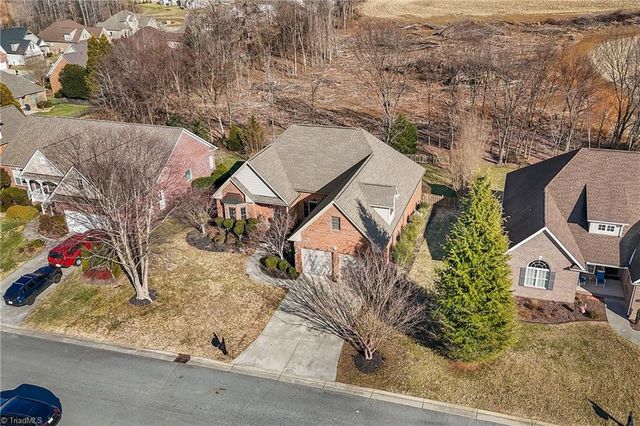 108 Breckenridge Drive, Thomasville, NC 27360