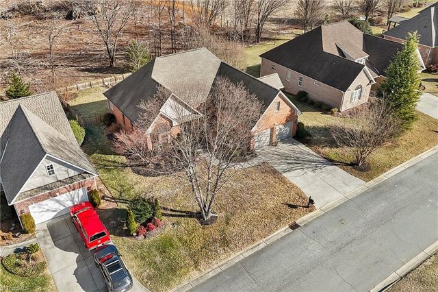 108 Breckenridge Drive, Thomasville, NC 27360