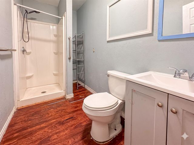 8025 Avenue E, Houston, TX 77012
