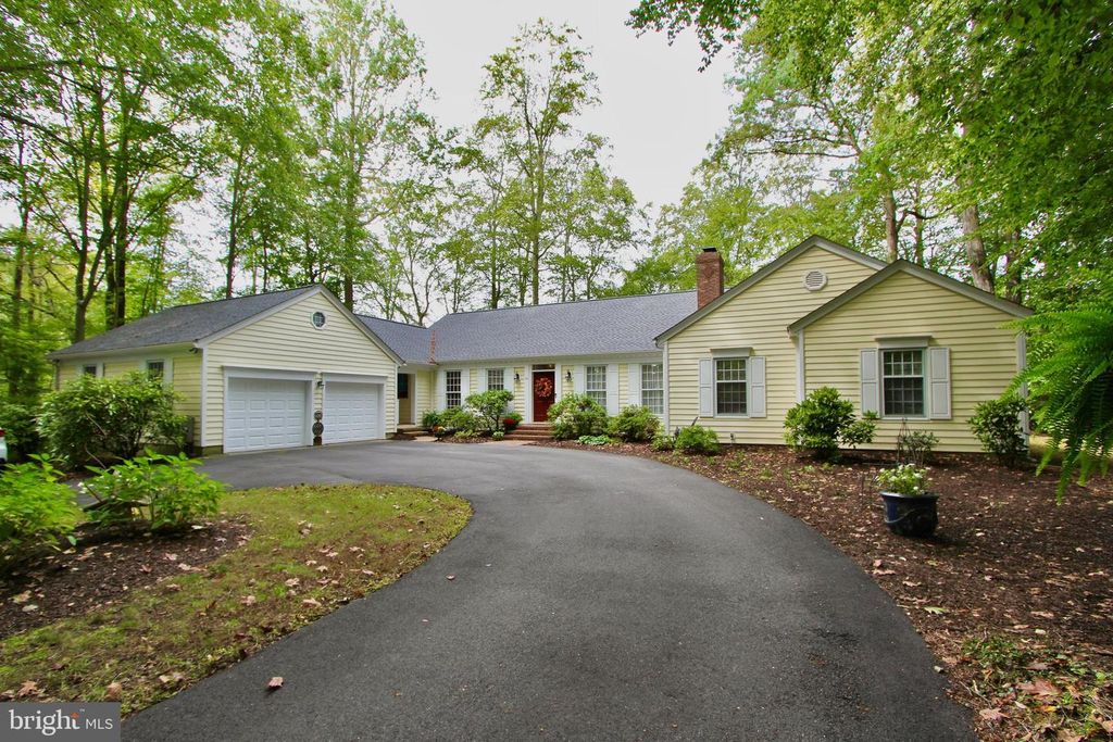 10 AUGUSTA CT, Dover, DE 19904