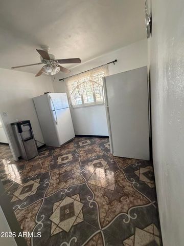 8619 N 30TH Drive, Phoenix, AZ 85051