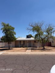 8619 N 30TH Drive, Phoenix, AZ 85051