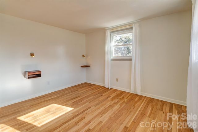 268 Longs Chapel Road, Weaverville, NC 28787