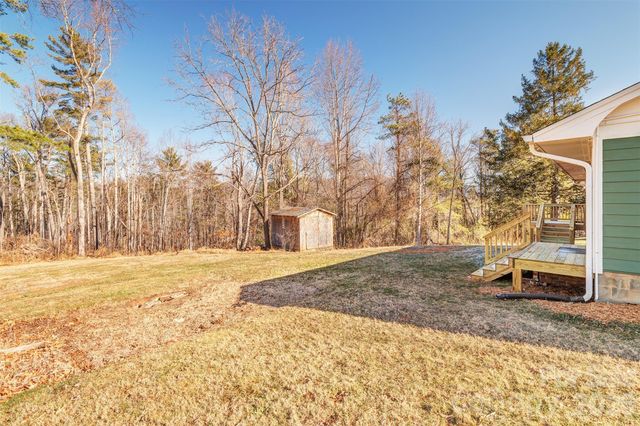 268 Longs Chapel Road, Weaverville, NC 28787