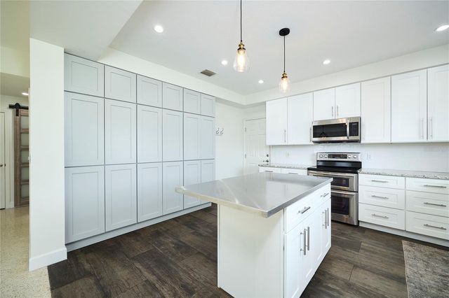 3312 NAKORA DRIVE, Tampa, FL 33618