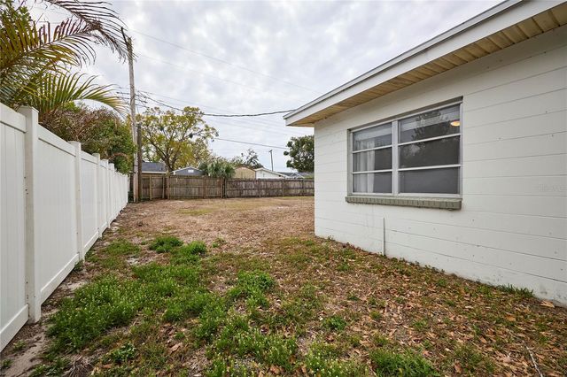 3312 NAKORA DRIVE, Tampa, FL 33618