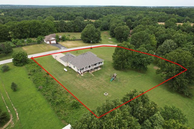 528 Mary Lynn Lane, Nixa, MO 65714