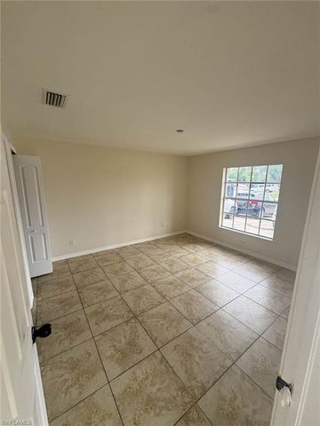 4768 Jordan AVE, Lehigh Acres, FL 33973