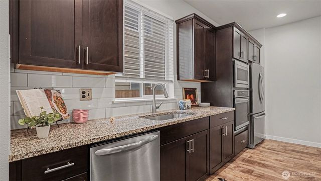 3319 104th Avenue NE, Lake Stevens, WA 98258