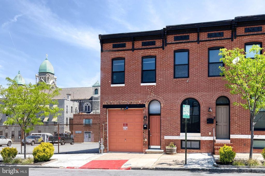 817 N CHESTER STREET, Baltimore, MD 21205