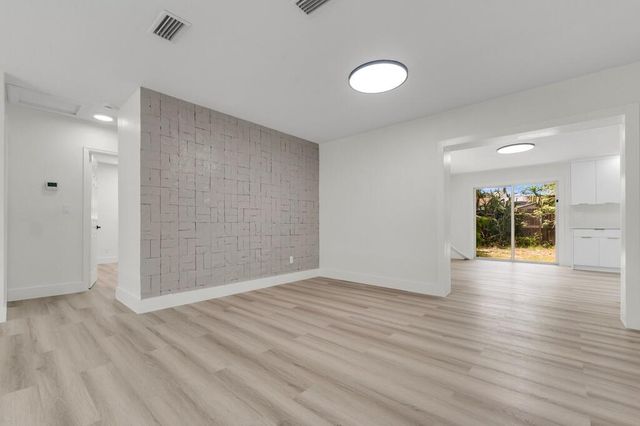 2121 SW 46TH Avenue, Fort Lauderdale, FL 33317