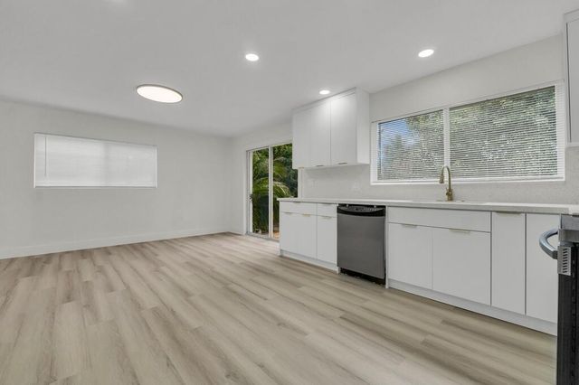 2121 SW 46TH Avenue, Fort Lauderdale, FL 33317