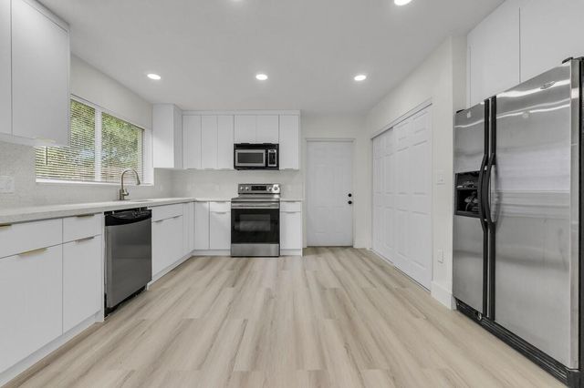 2121 SW 46TH Avenue, Fort Lauderdale, FL 33317