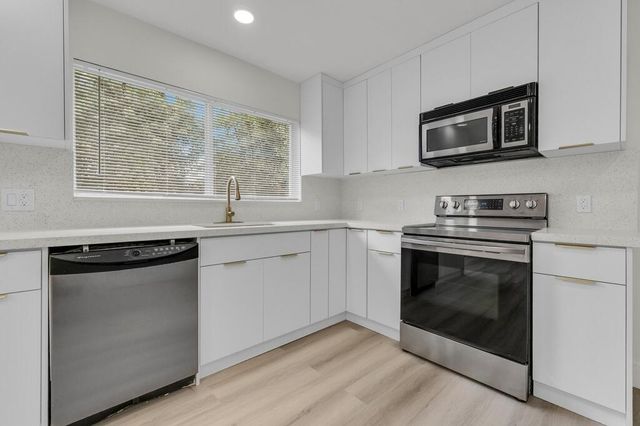 2121 SW 46TH Avenue, Fort Lauderdale, FL 33317