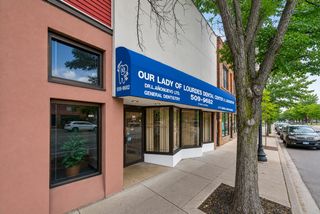 3549 W Irving Park Road 1F, Chicago, IL 60618
