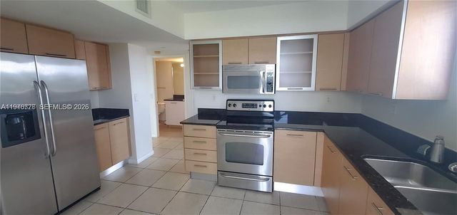 3300 NE 191st St 501, Aventura, FL 33180