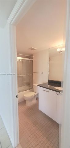 3300 NE 191st St 501, Aventura, FL 33180