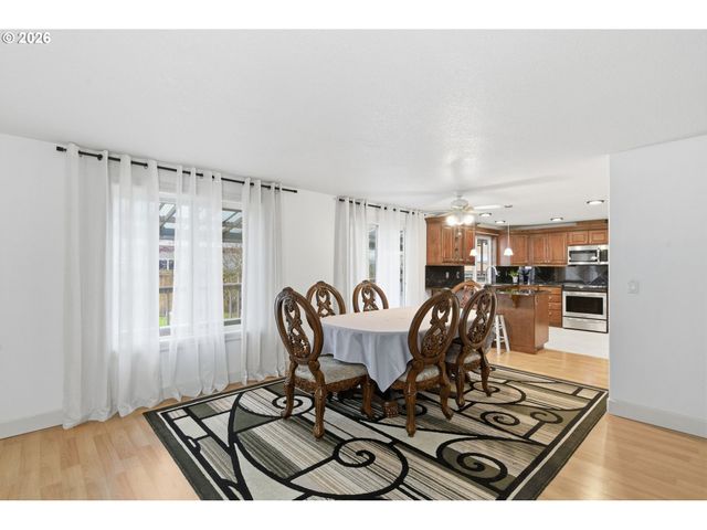 11907 Ne 48TH Cir, Vancouver, WA 98682