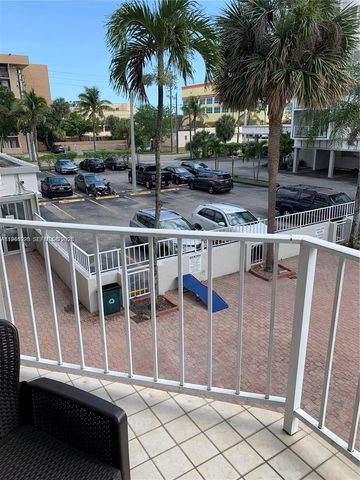 16740 NE 9th Ave 206, North Miami Beach, FL 33162