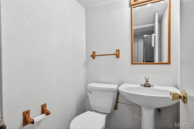 2795 Corral Estate, Arnold, MO 63010