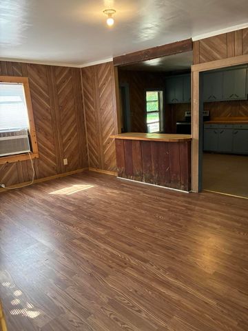 1010 Patton, Deridder, LA 70634