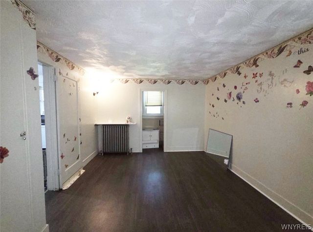 18 Victoria Avenue, Buffalo, NY 14214