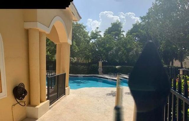 6606 CATALINA Lane, Tamarac, FL 33321