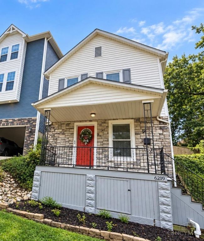 6219 Bedford Street, Cincinnati, OH 45227