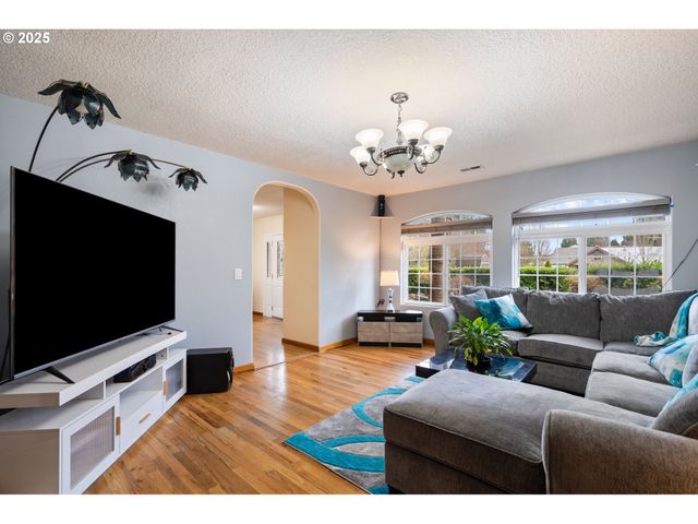 1435 Se 148TH Ave, Portland, OR 97233