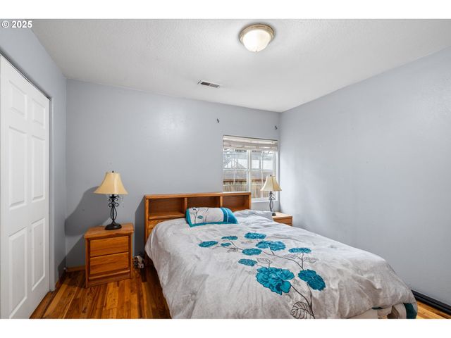 1435 Se 148TH Ave, Portland, OR 97233