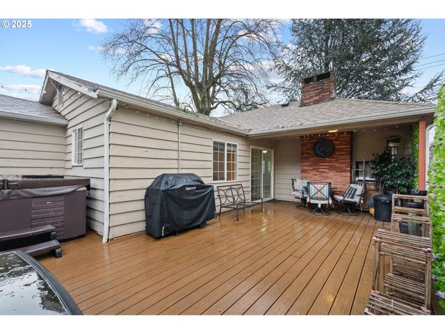 1435 Se 148TH Ave, Portland, OR 97233