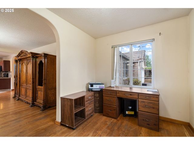 1435 Se 148TH Ave, Portland, OR 97233