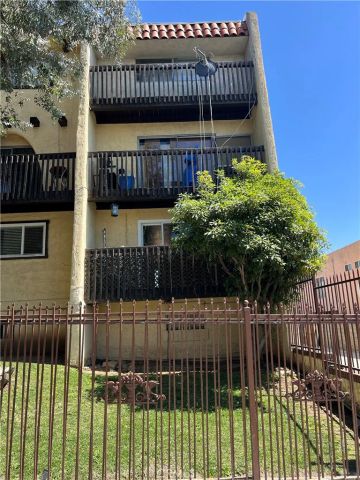 730 N Eucalyptus 1, Inglewood, CA 90302