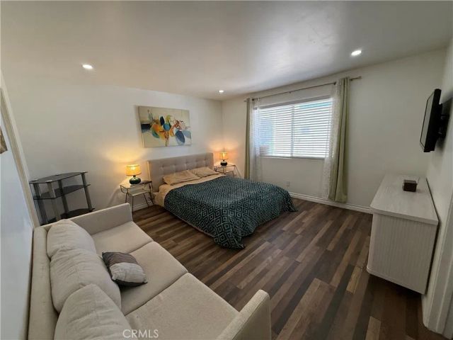 730 N Eucalyptus 1, Inglewood, CA 90302