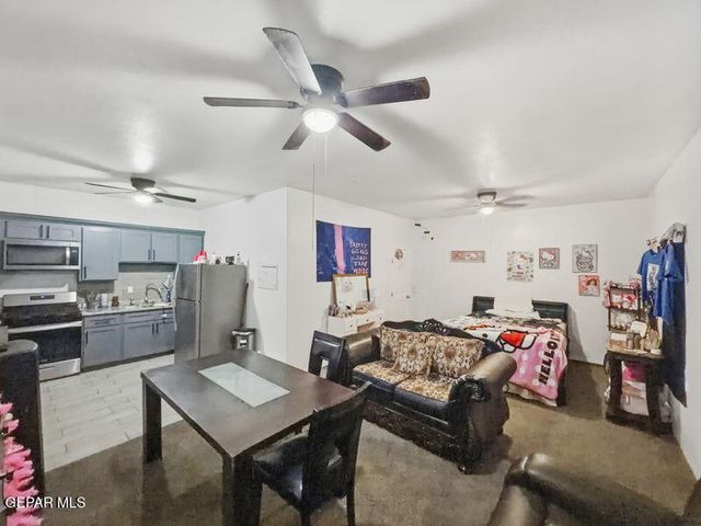 421 MAHAN Drive, Clint, TX 79836