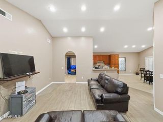 421 MAHAN Drive, Clint, TX 79836