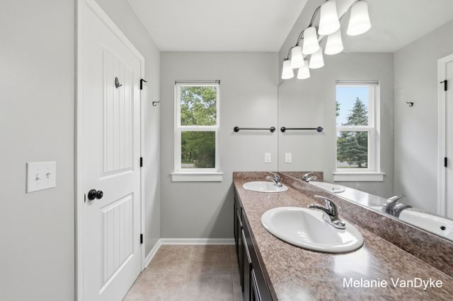 4770 Hidden Highland Drive NE, Rockford, MI 49341