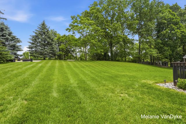 4770 Hidden Highland Drive NE, Rockford, MI 49341