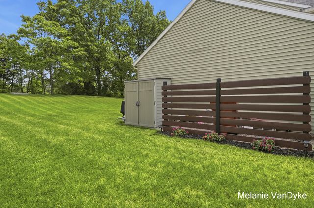 4770 Hidden Highland Drive NE, Rockford, MI 49341