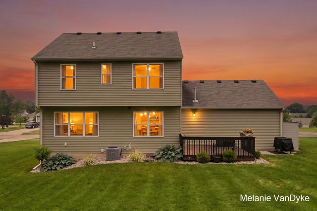 4770 Hidden Highland Drive NE, Rockford, MI 49341