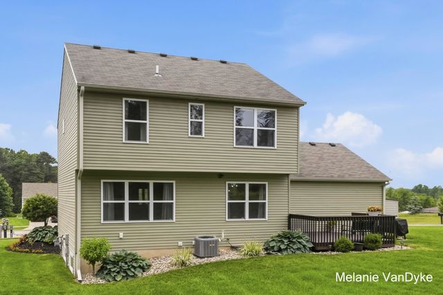 4770 Hidden Highland Drive NE, Rockford, MI 49341